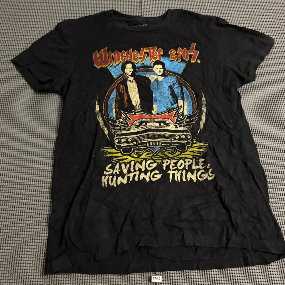 Supernatural Winchester Bros Saving People Hunting Things Black T-Shirt Small